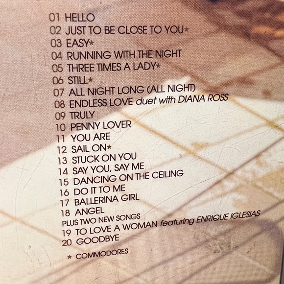 Lionel Richie The Definitive Collection 2003 CD Preowned GUC - Picture 5 of 6